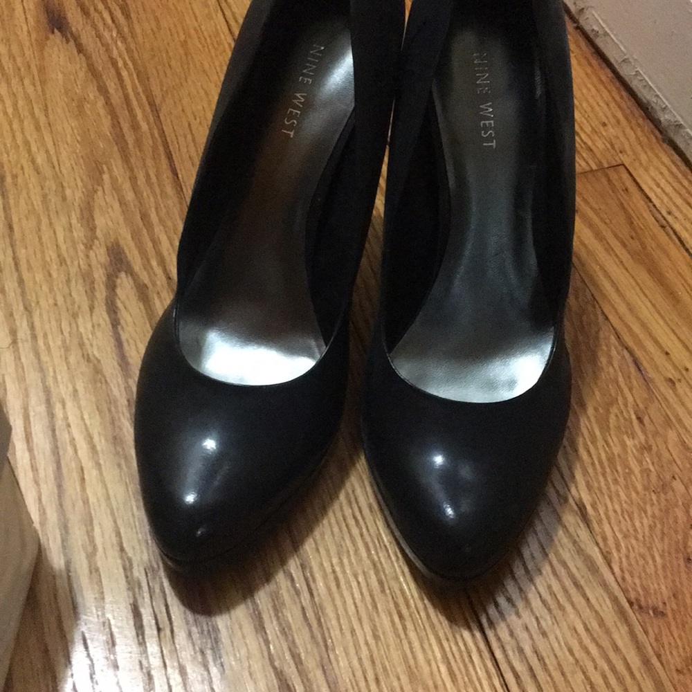 Black pointy toe heels